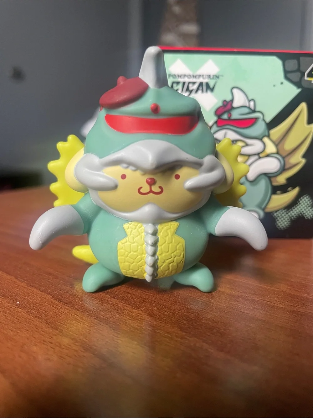 Pompompurin Gigan - Hello Kitty and Friends x Godzilla boxed figures